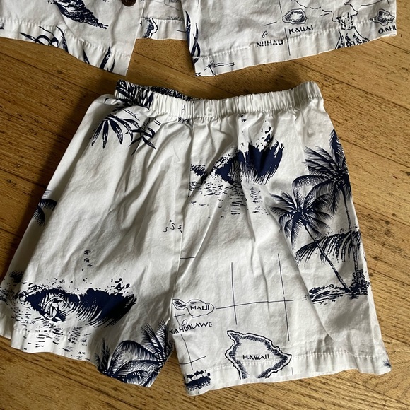 Tropical print Hawaiian shirt and shorts set - Picture 5 of 8